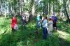 8 июля 2008 возмущенные жители собрались на поляне рядом с выкорчеванным лесом