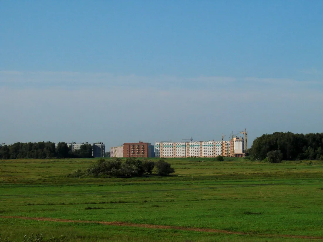 Вид на Родники. Фото: Pavel Nikolaev / CC BY 3.0, via Wikimedia Commons