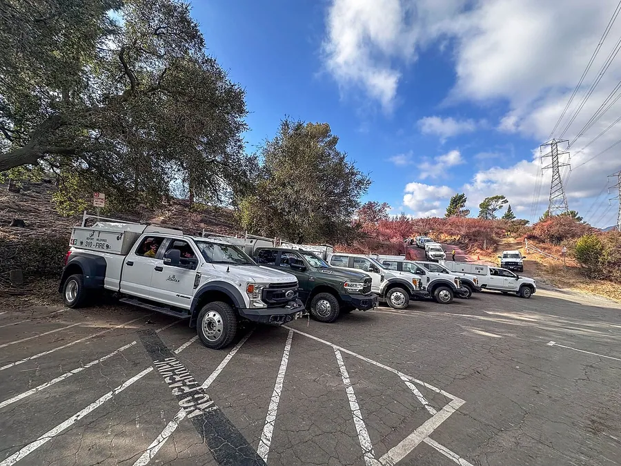 MOUNT LOWE, Calif. (Jan. 17, 2025) – Wildfire crews from Alberta, Canada get in the fight as they receive…