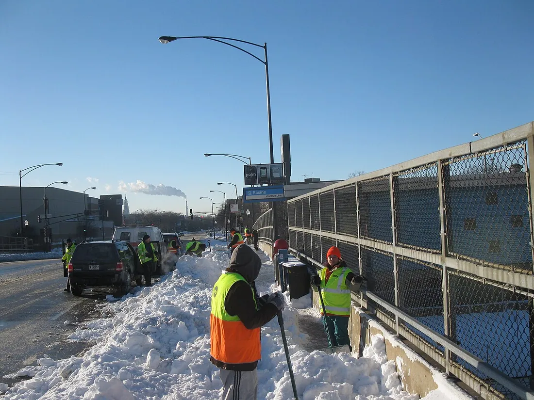 CTA assembled an army of volunteers from the general office to shovel snow on the sidewalks leading to the L…